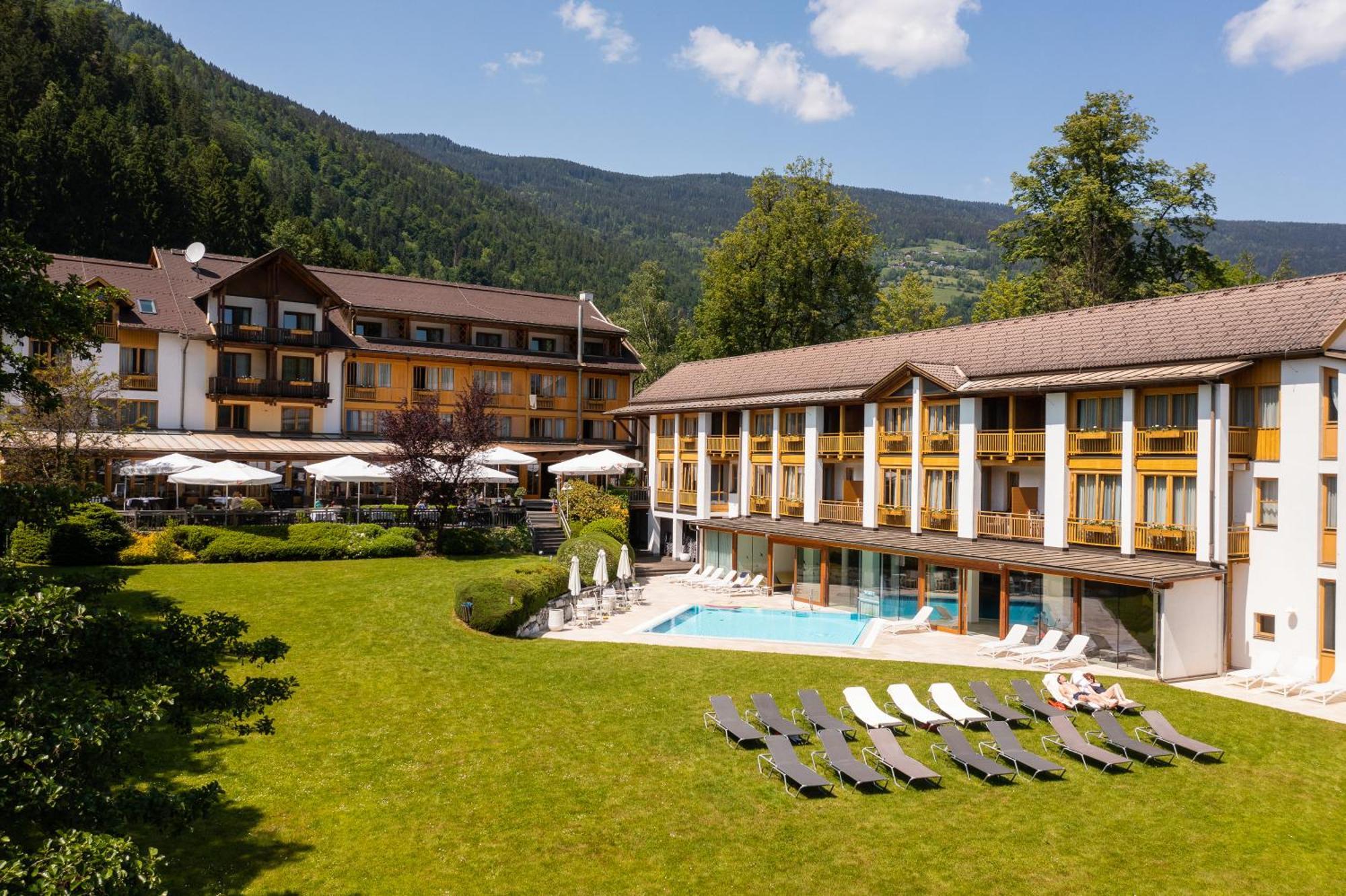 Seehotel Urban Bodensdorf Esterno foto